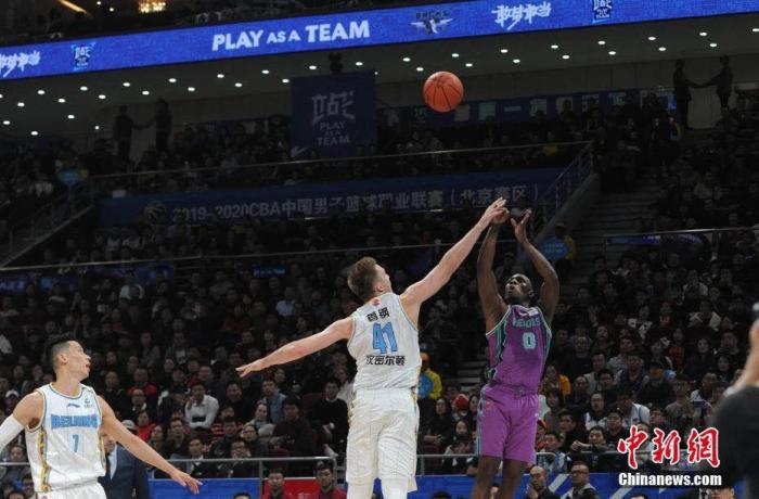 CBA要回来了，有些东西却不见了：疫情后的复赛