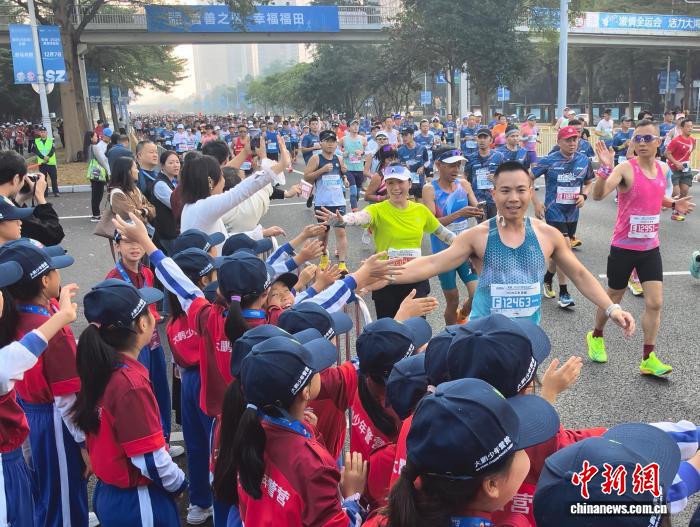 科技赋能智慧赛事：新时代视角下的荣耀·2025深